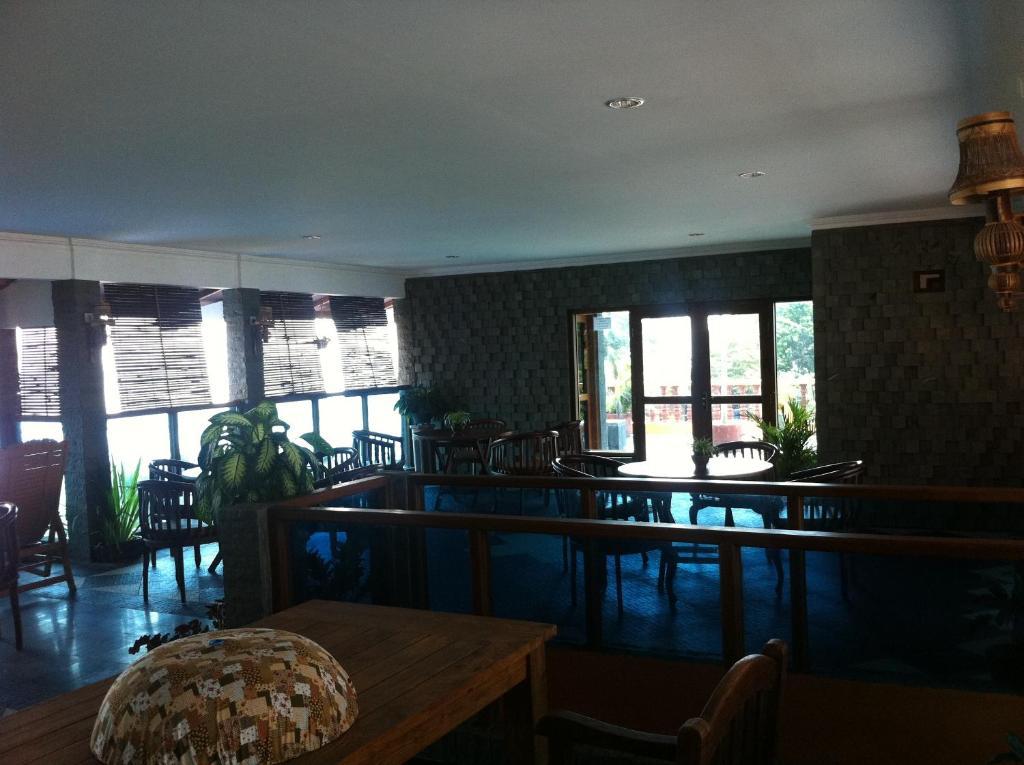 Hotel Adinda 帕朗特里蒂斯 外观 照片